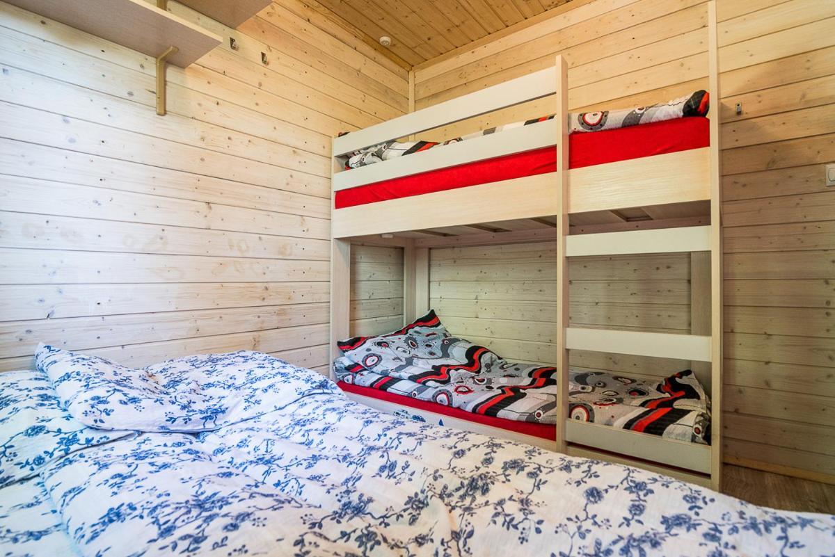 Lodge Baltic Debki